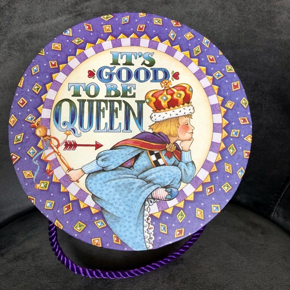 Vintage Handmade Tiara 👸🏼 - Picture 9 of 13